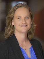 Headshot of instructional designer Eileen Horn